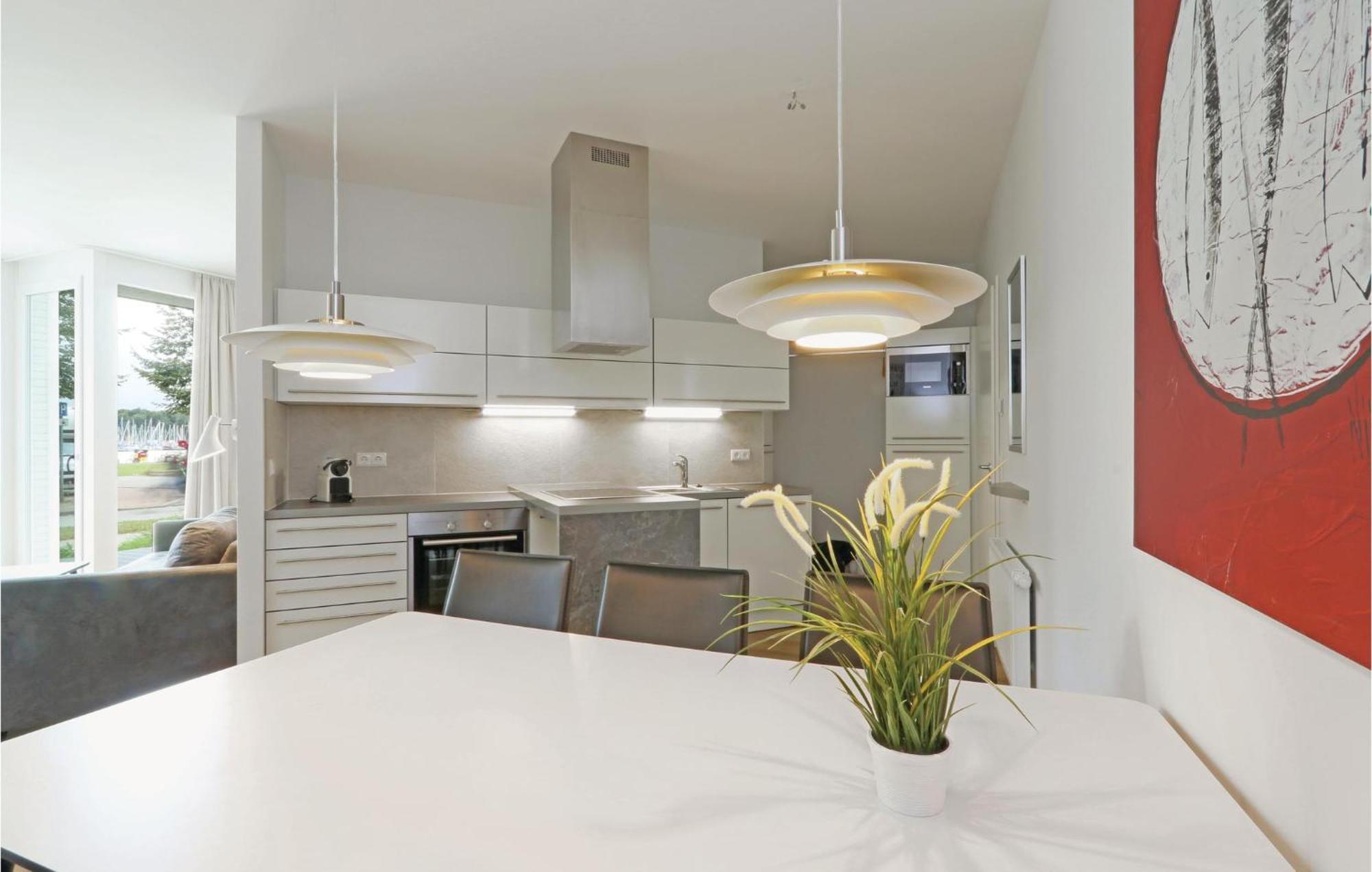 Lovely Apartment In Luebeck Travemuende With Sauna Екстер'єр фото