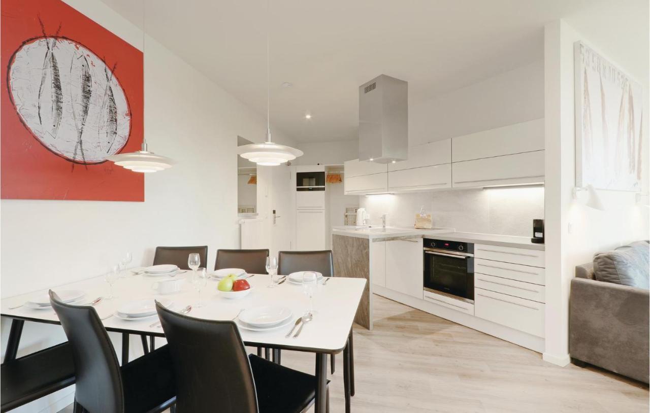 Lovely Apartment In Luebeck Travemuende With Sauna Екстер'єр фото