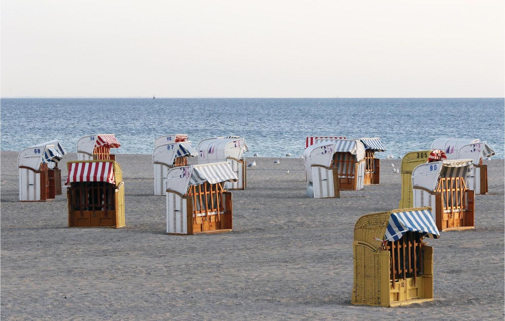 Lovely Apartment In Luebeck Travemuende With Sauna Екстер'єр фото