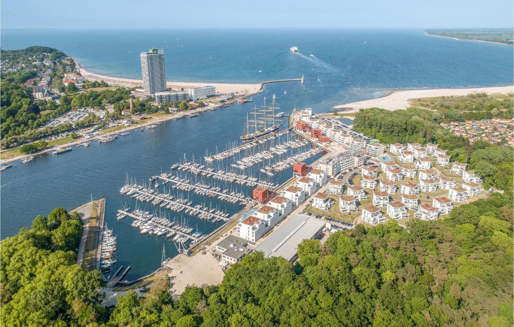 Lovely Apartment In Luebeck Travemuende With Sauna Екстер'єр фото